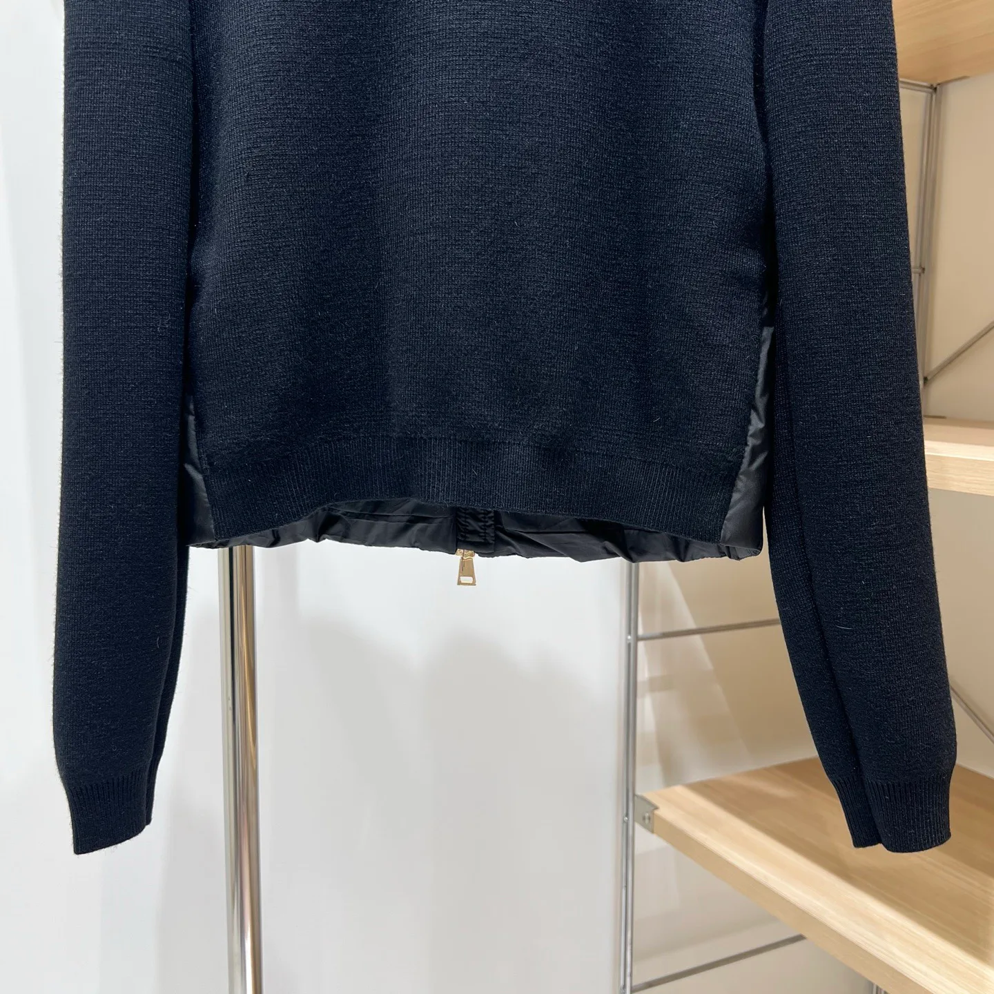 Куртки И Пуховики Женские Moncler 18174917