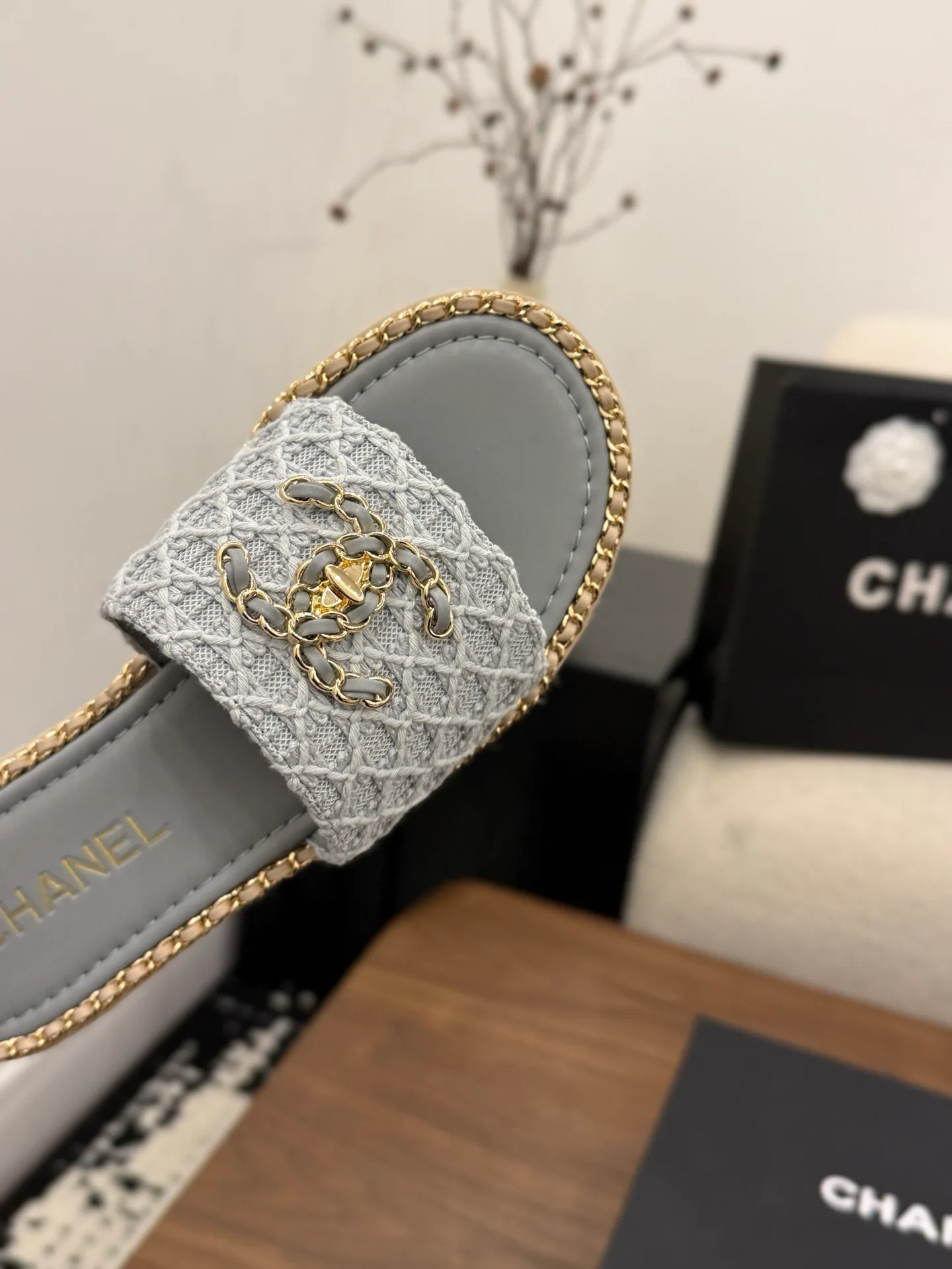 Сандалии Женские Chanel 11559236