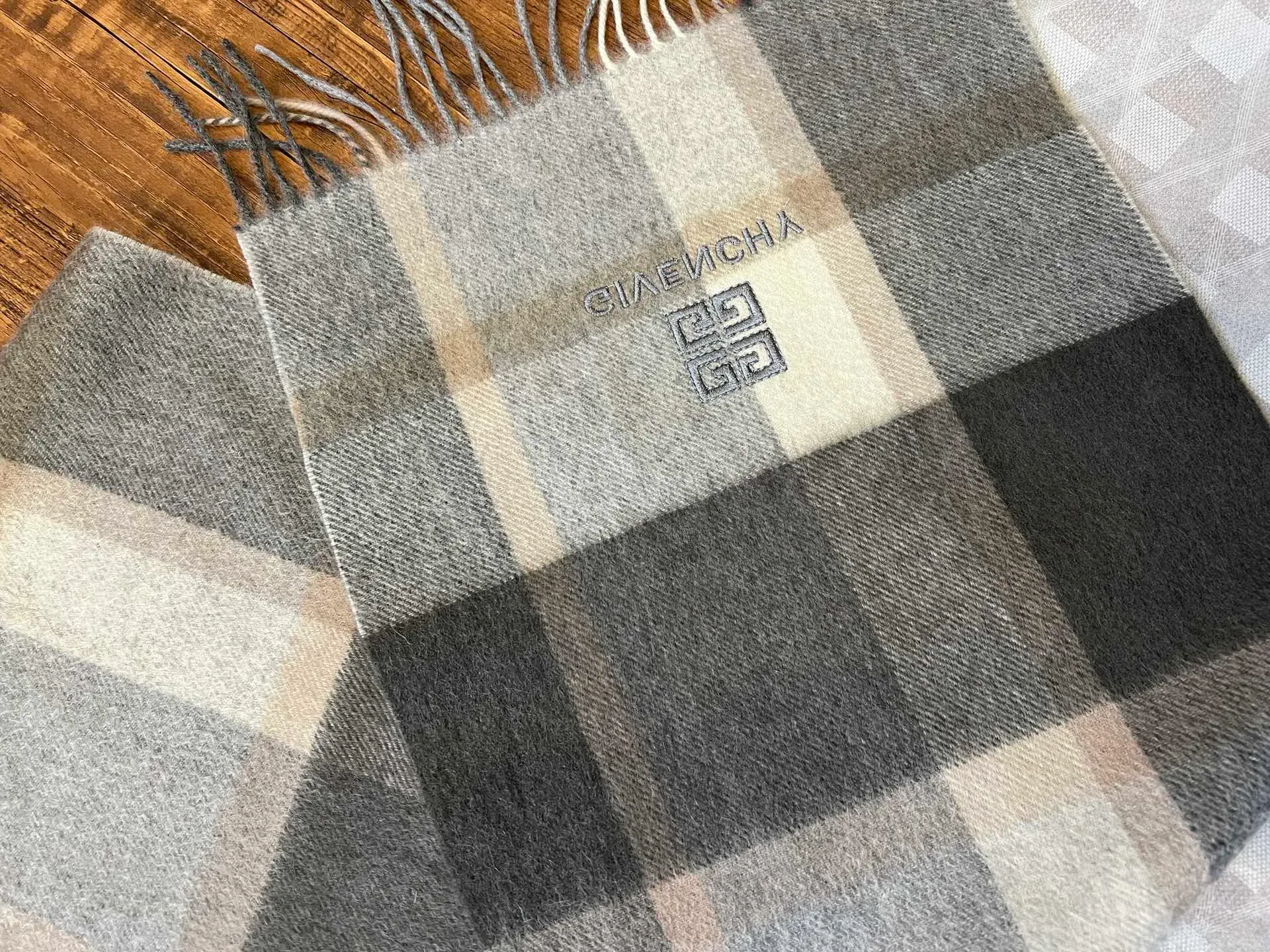 Шарфы Givenchy 87043