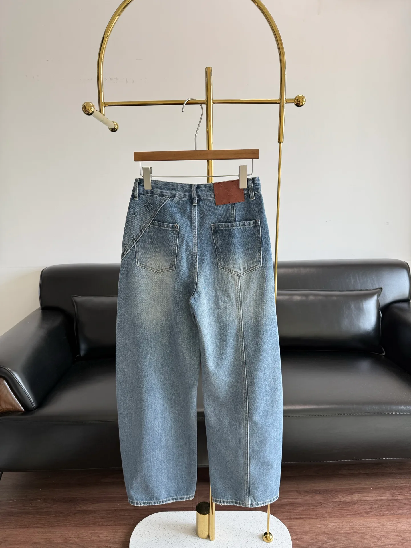 Джинсы Женские Louis Vuitton 17342409