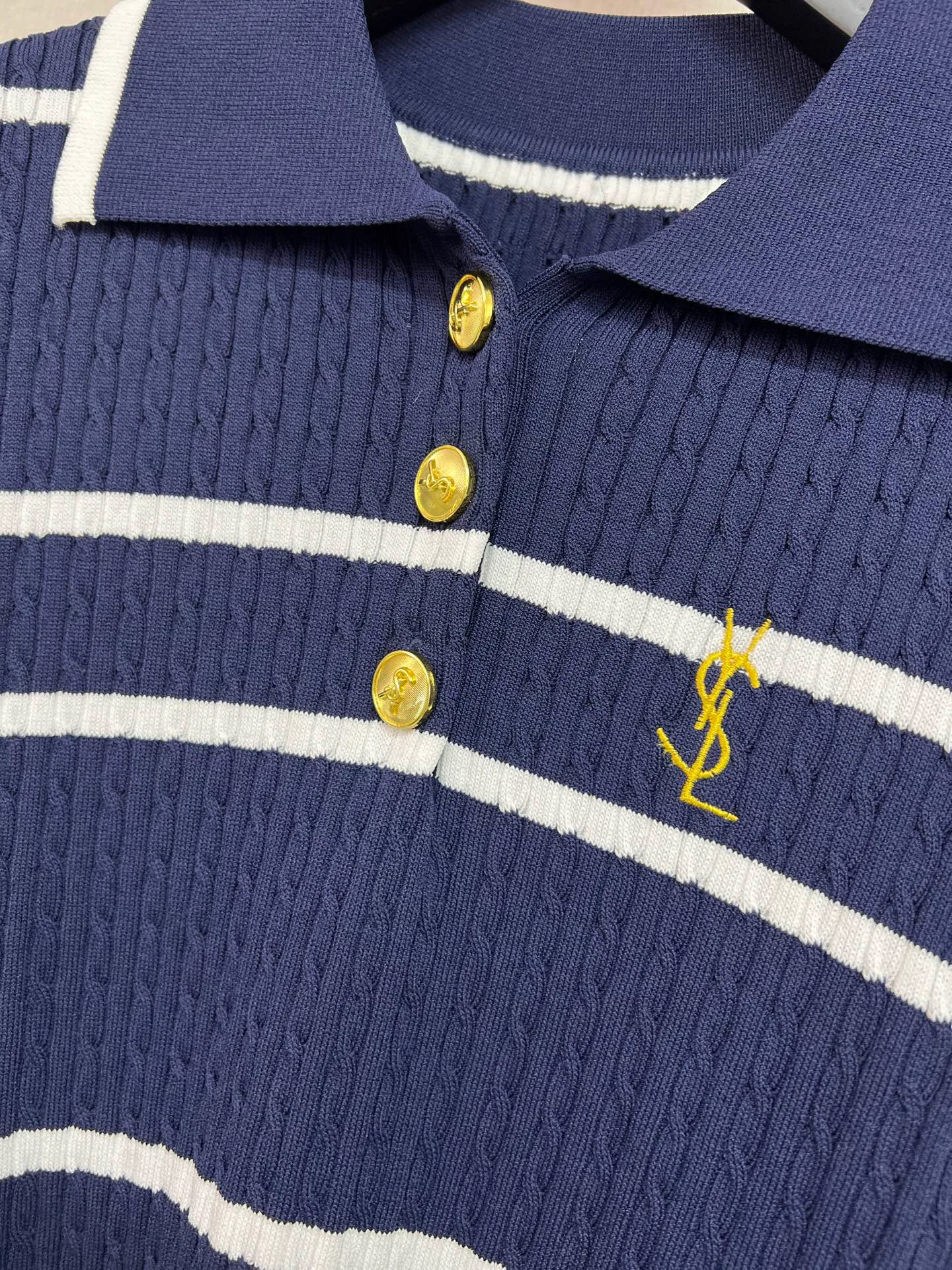 Топы Женские Saint Laurent 13410371