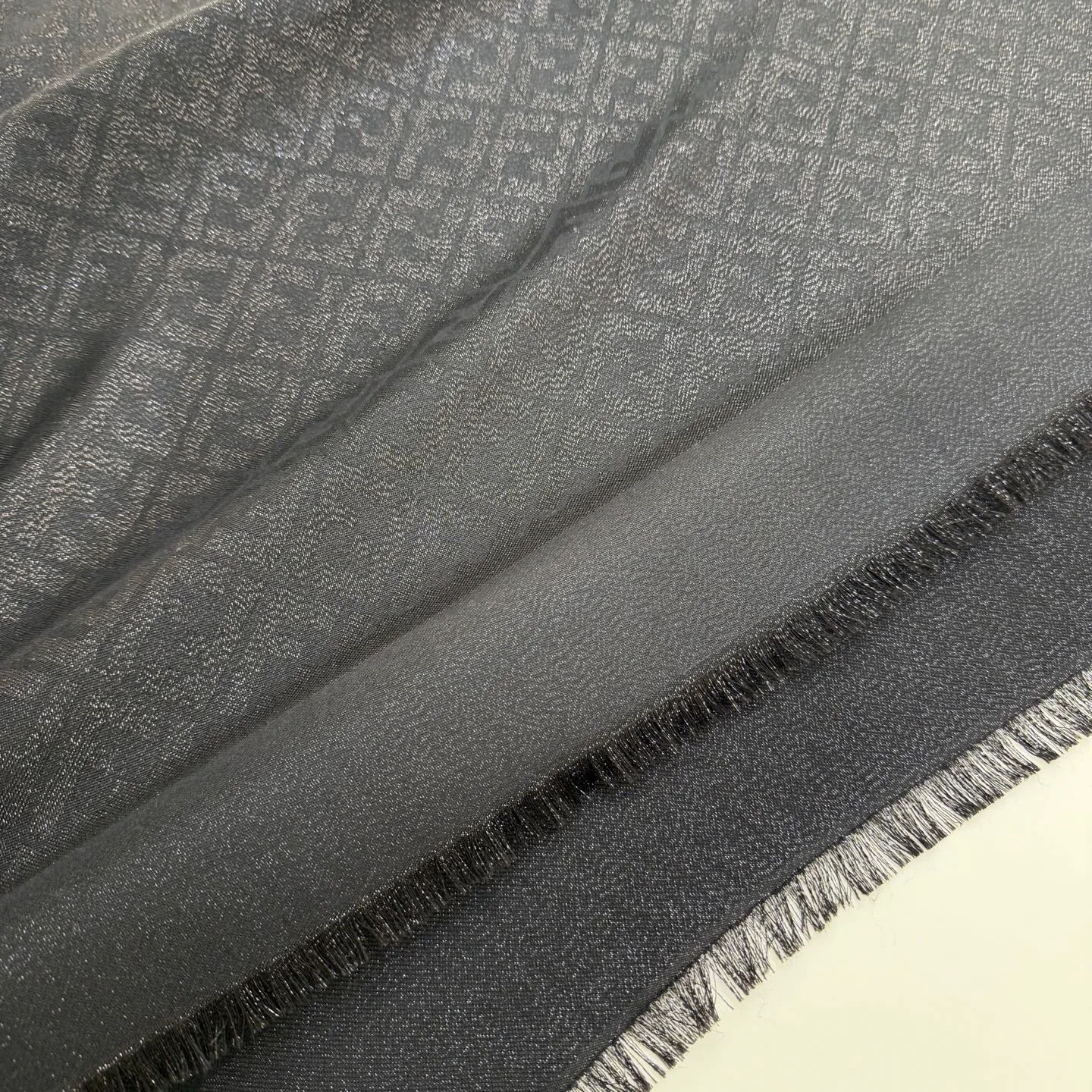 Шарфы Fendi 1880759