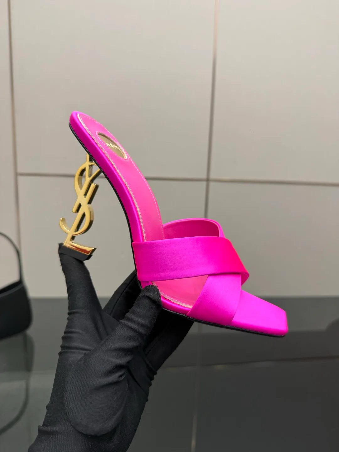 Босоножки Женские Saint Laurent 11239884