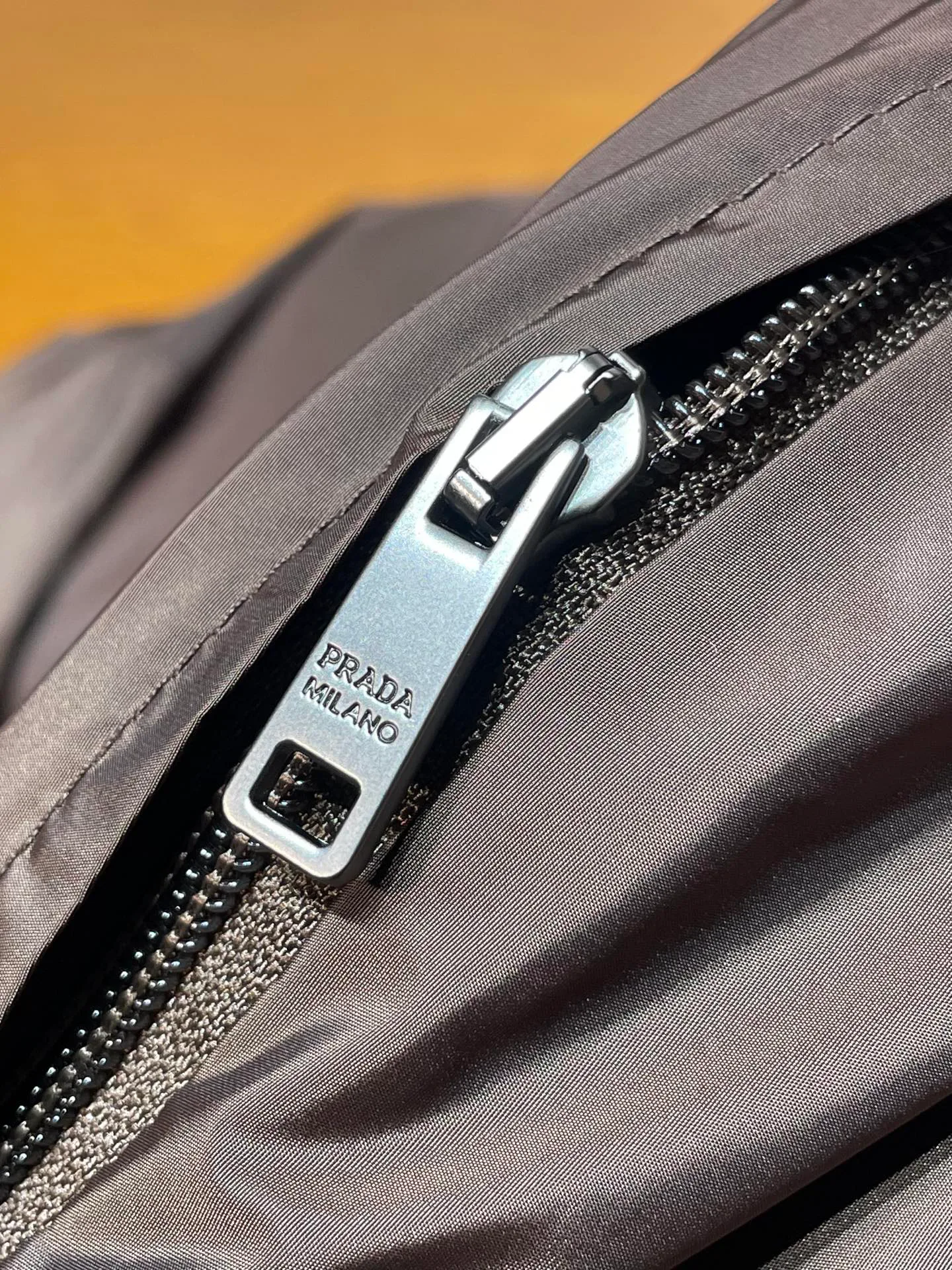Куртки И Пуховики Женские Prada 18236043