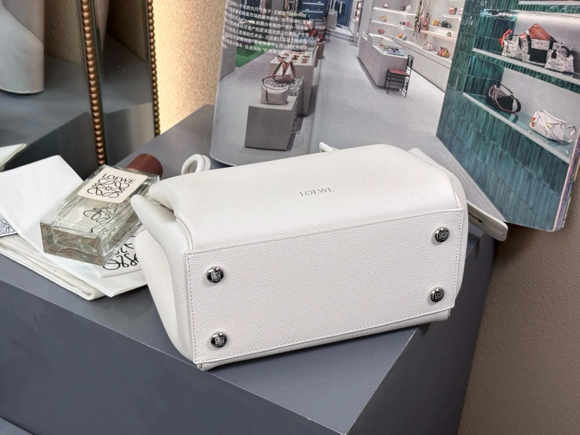 Классические Сумки Женские Loewe 11509162