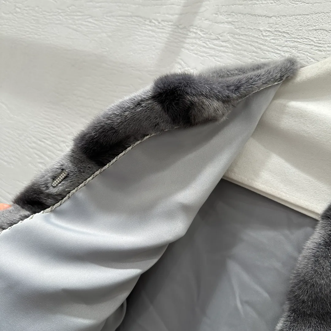 Шубы Женские Christian Dior 398470