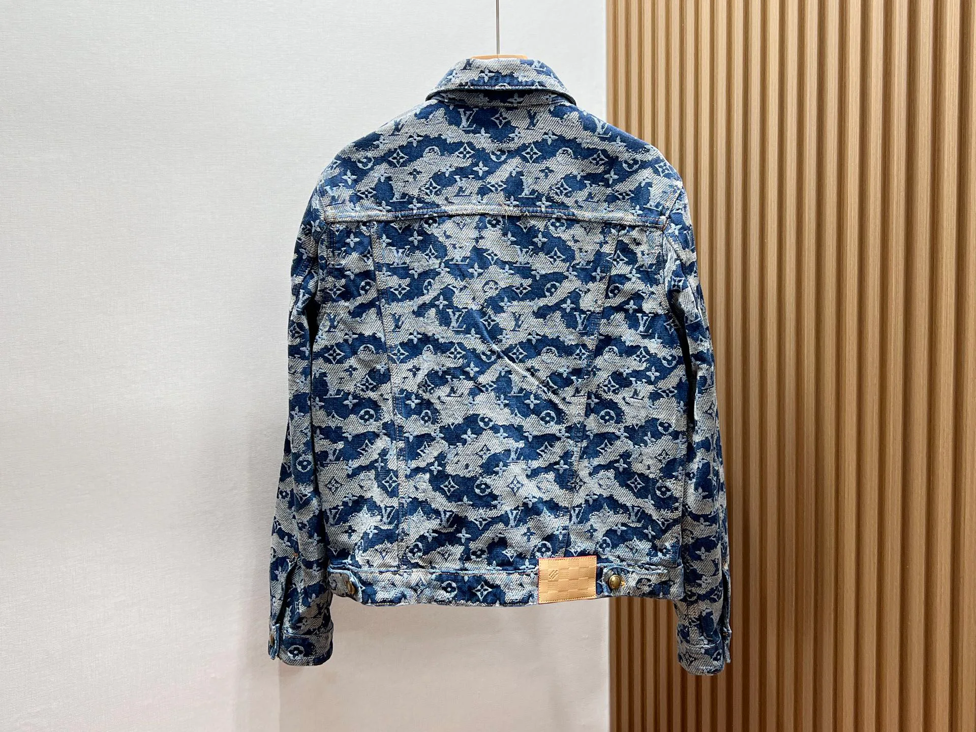 Куртки И Пуховики Мужские Louis Vuitton 773830