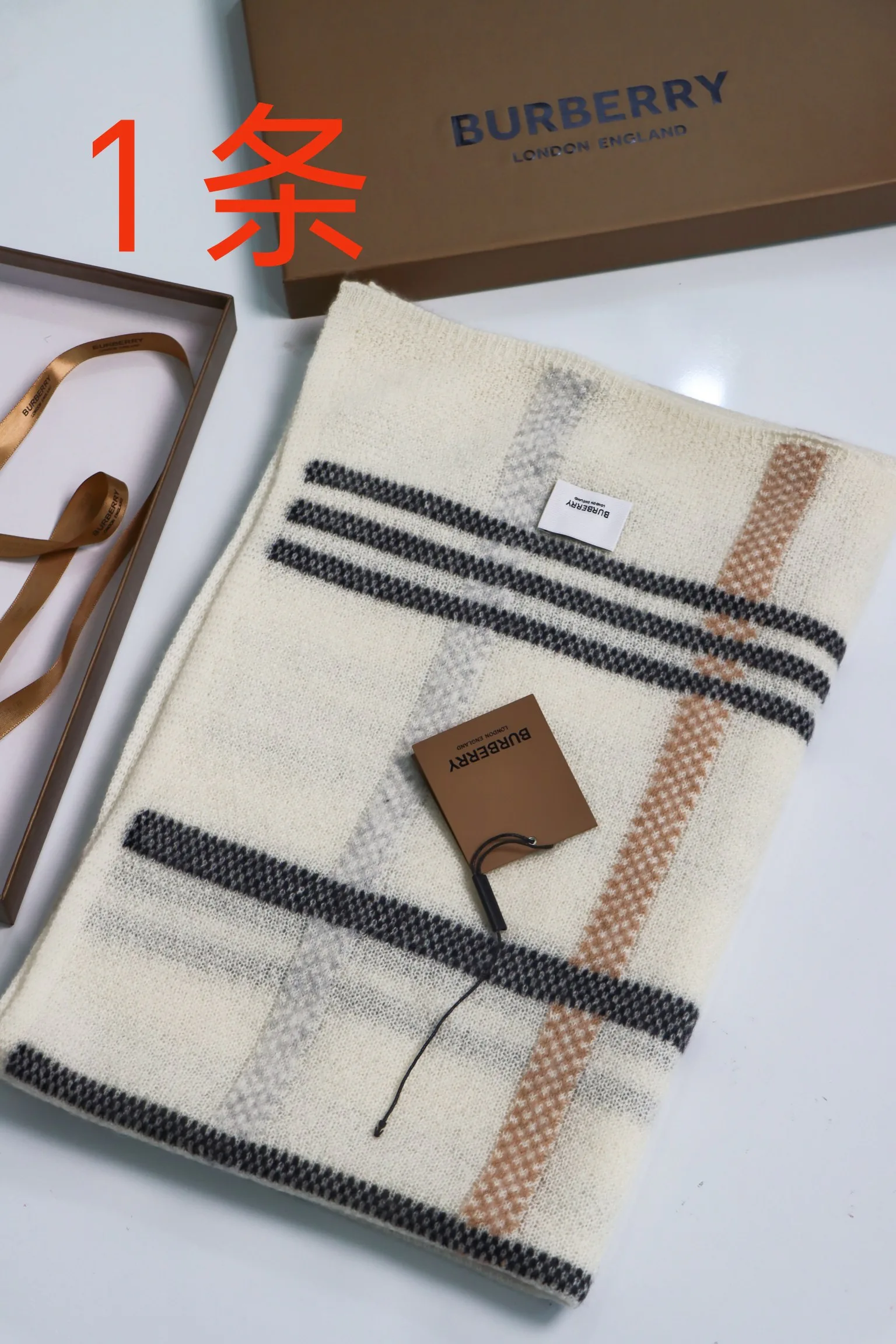 Шарфы Loro Piana 3770