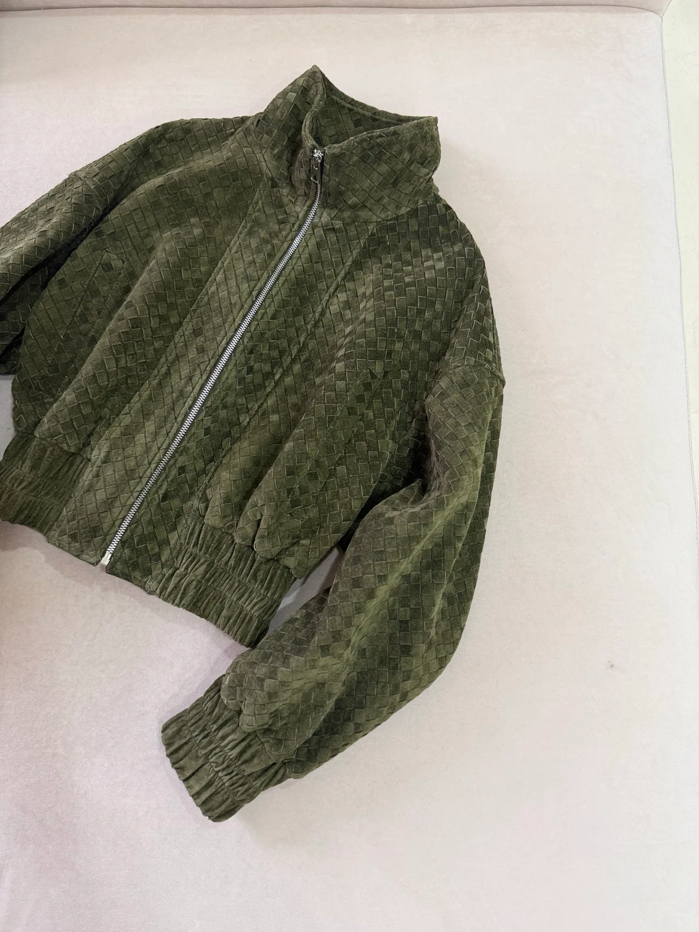Кожаные Куртки И Дублёнки Женские Bottega Veneta 18208777