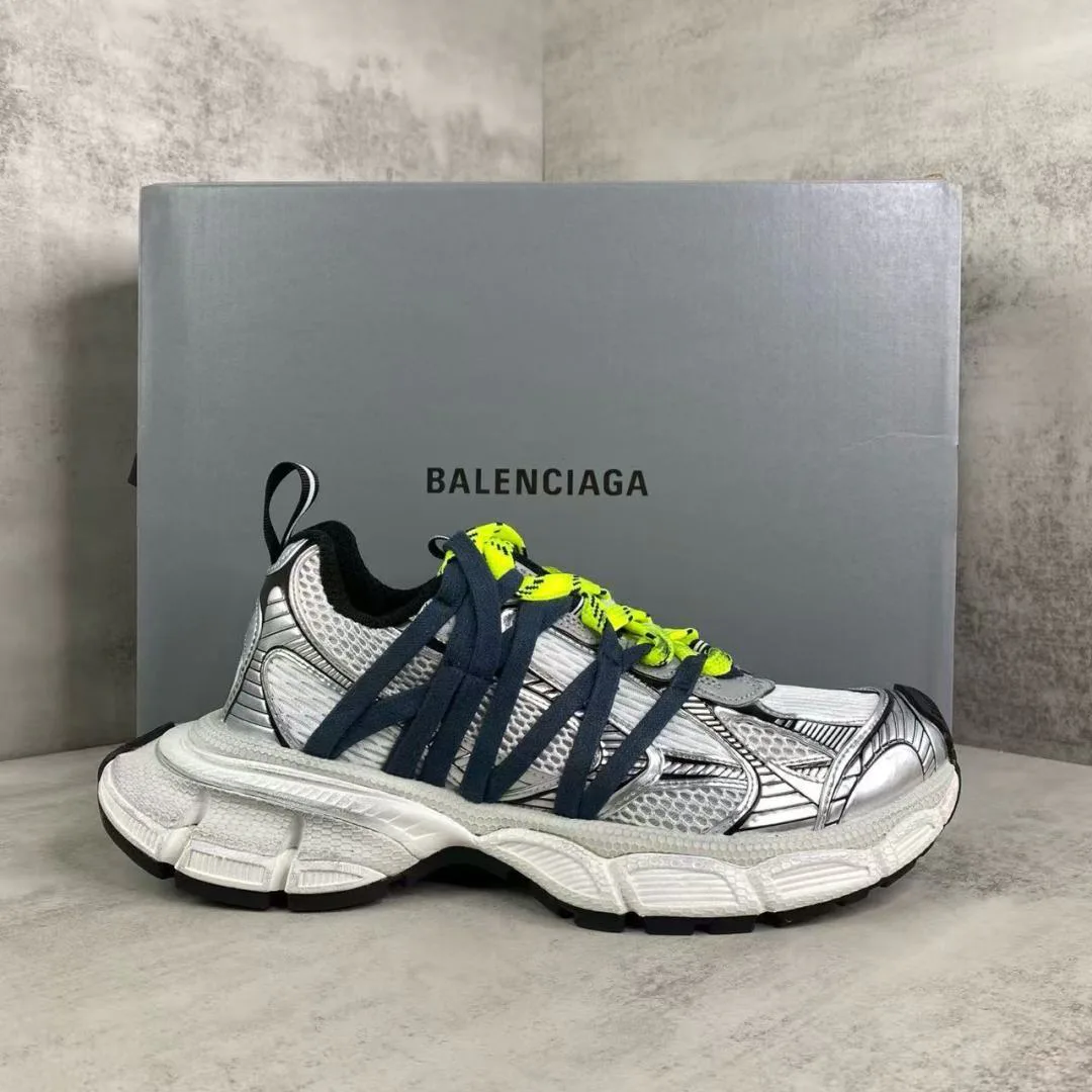 Кроссовки Женские Balenciaga 18417379