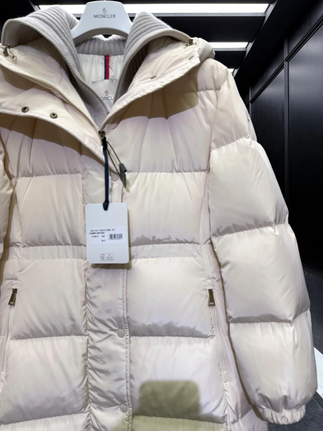 Куртки И Пуховики Женские Moncler 18528306