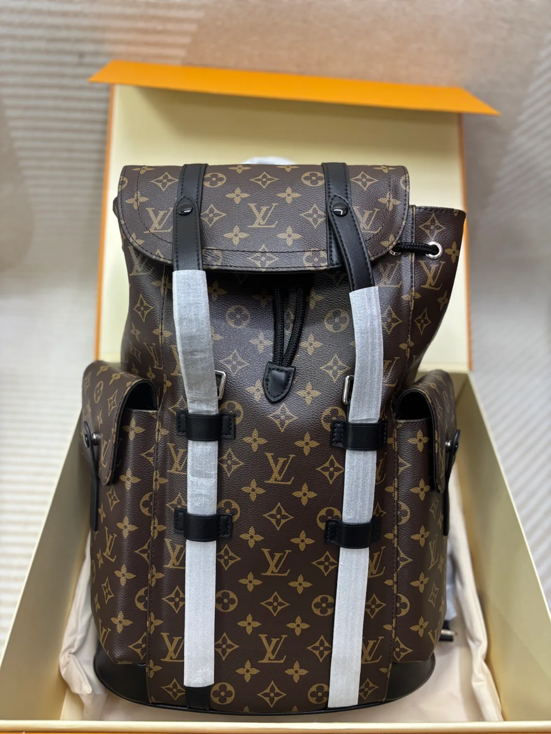 Рюкзаки Мужские Louis Vuitton 15055902