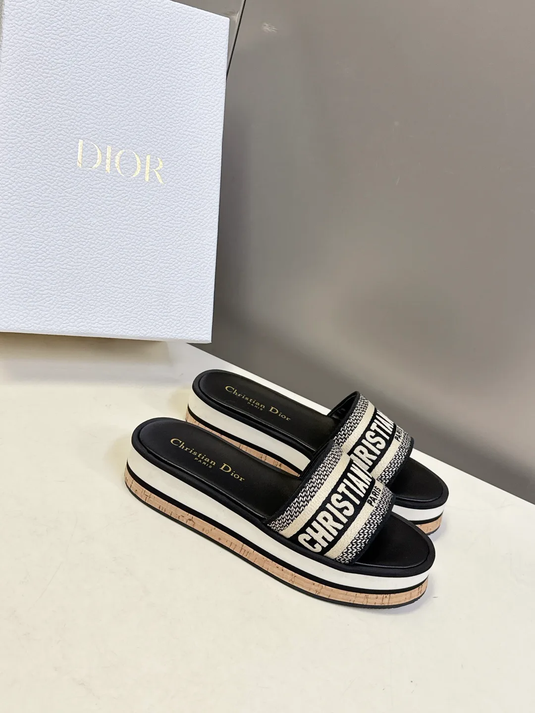 Шлепанцы Женские Christian Dior 4525656