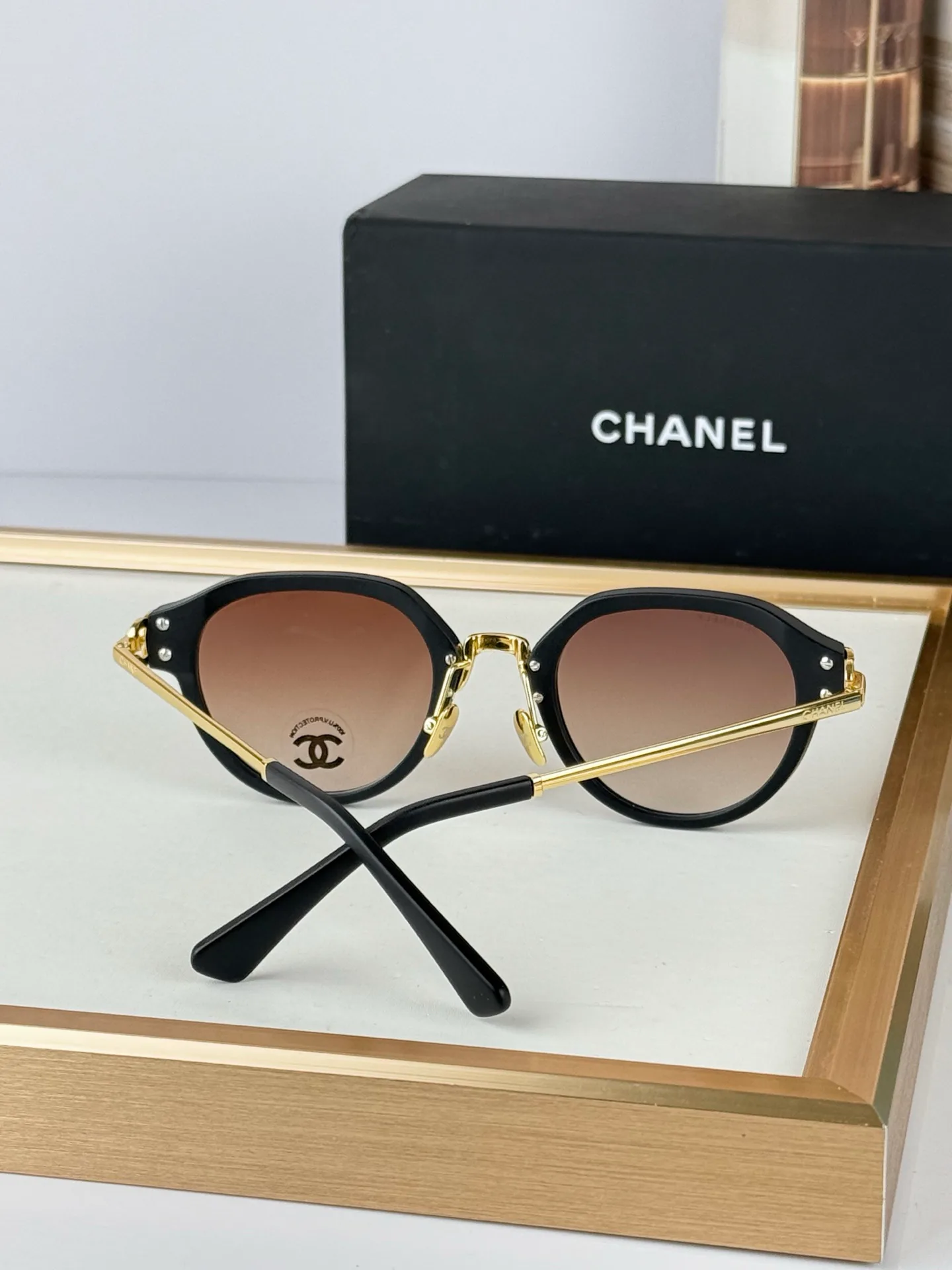Очки Chanel 17366510