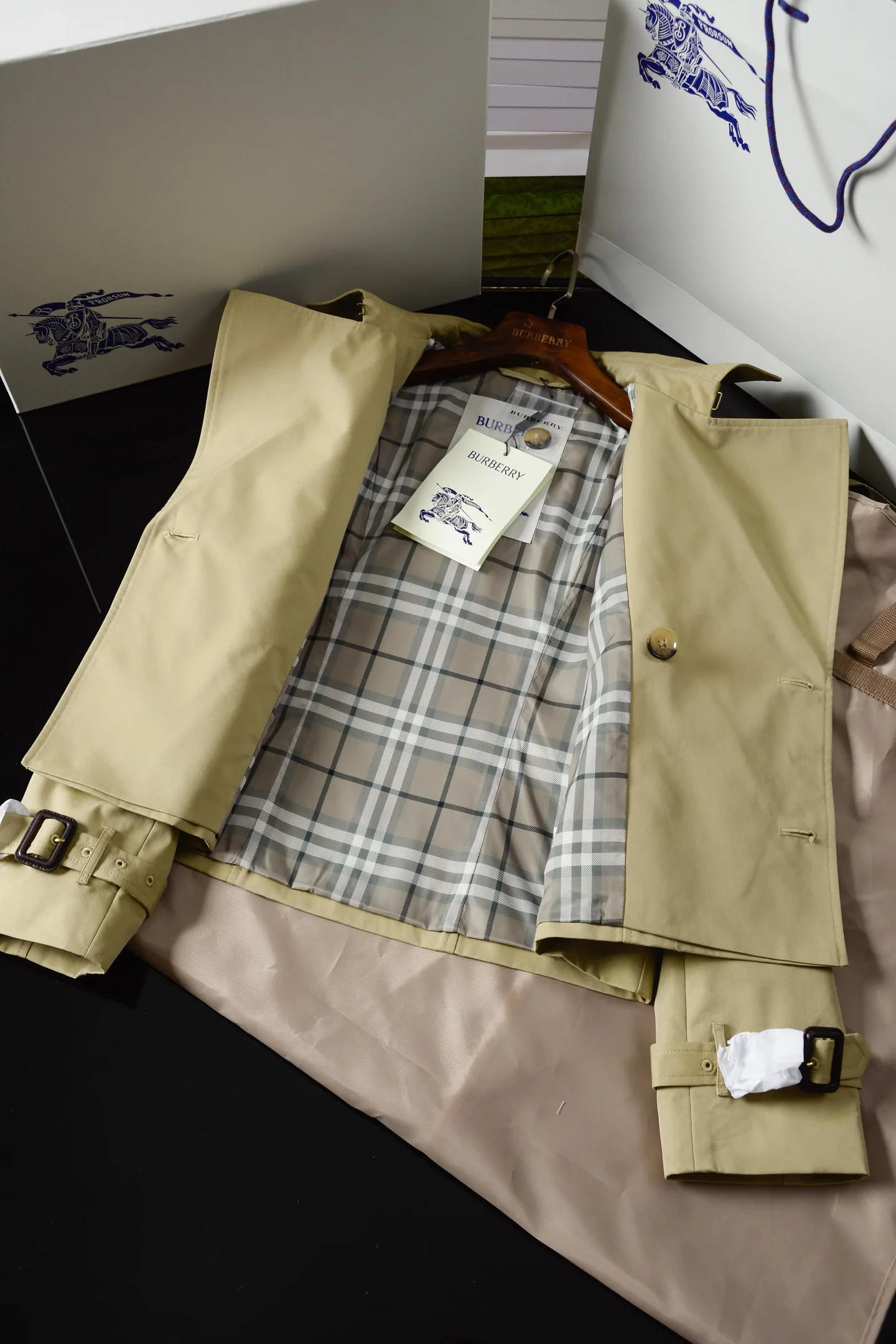Тренчи Женские Burberry 17906714
