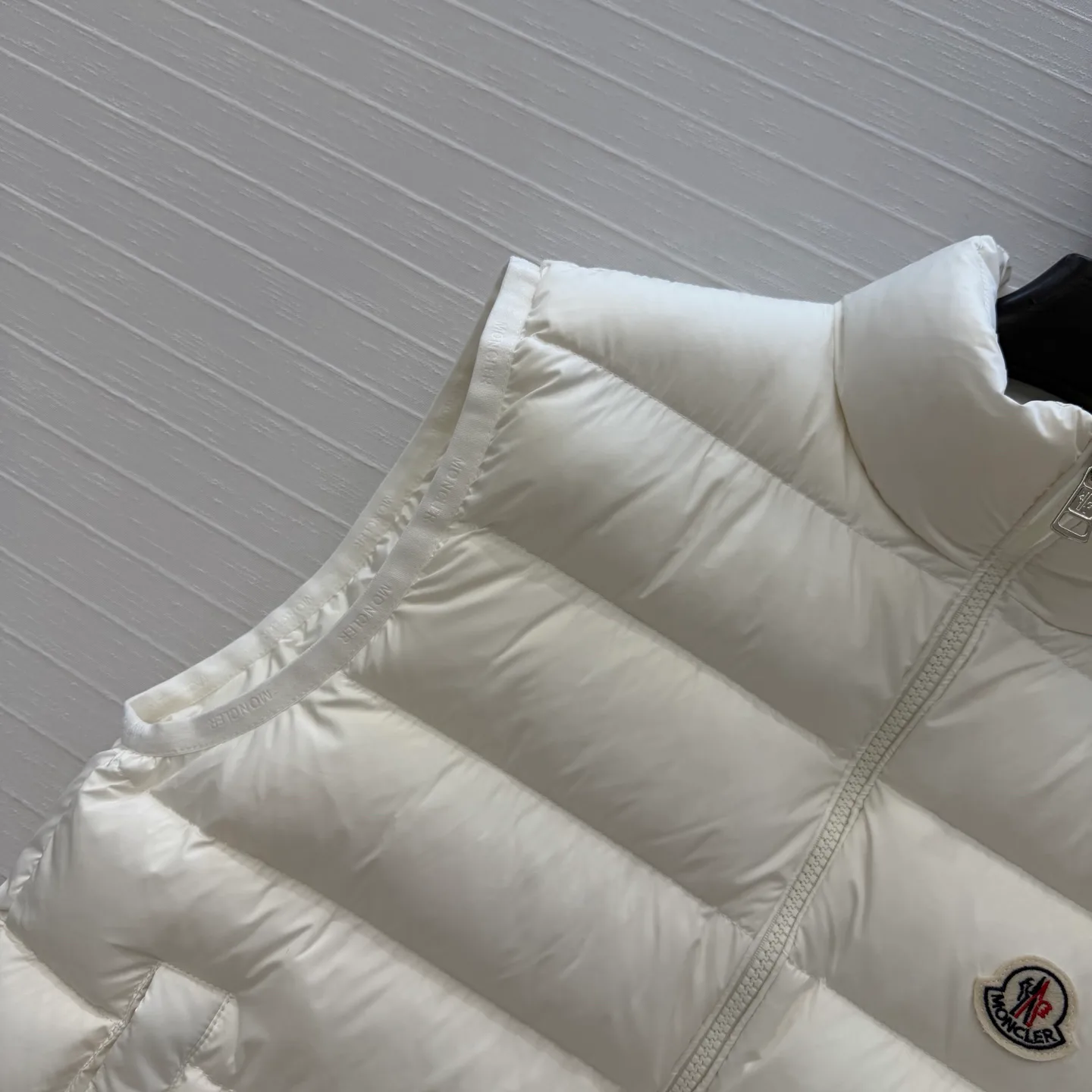 Жилеты Женские Moncler 19166056