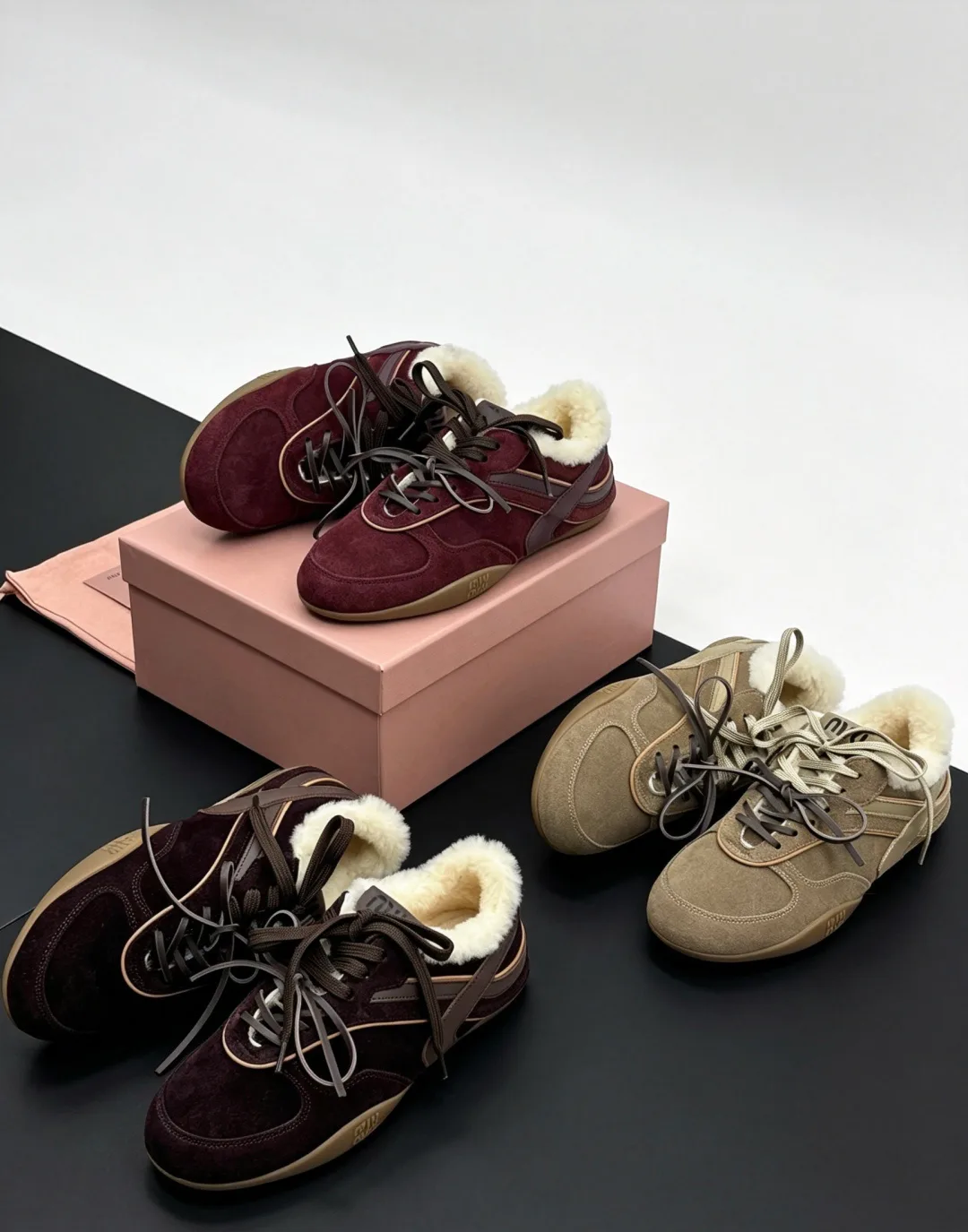 Кроссовки Женские Miu Miu 18223964