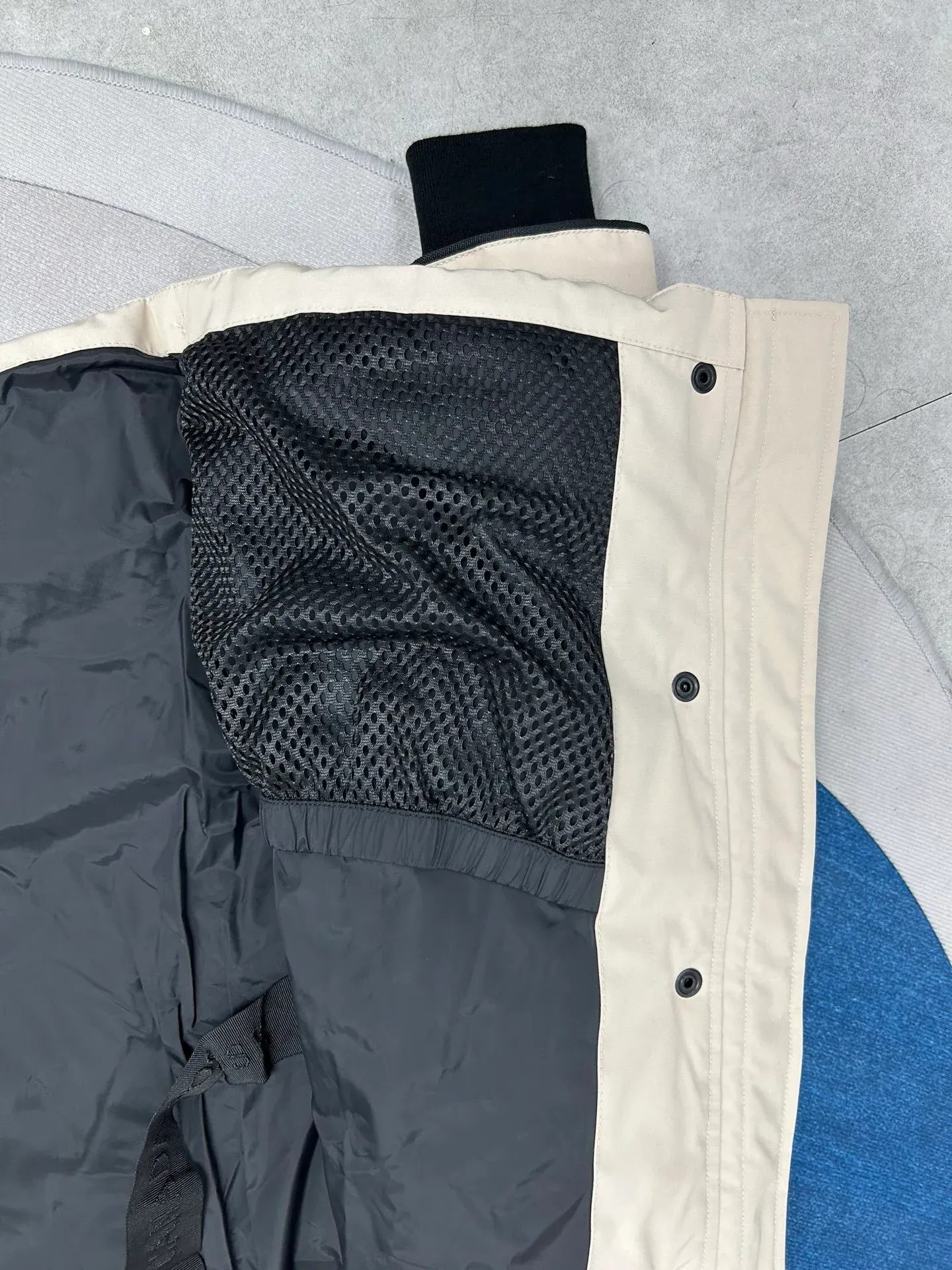Куртки И Пуховики Мужские Canada Goose 1527030