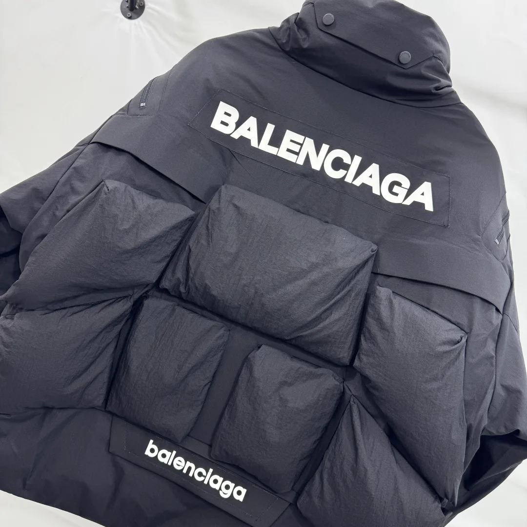 Куртки И Пуховики Мужские Balenciaga 17929784