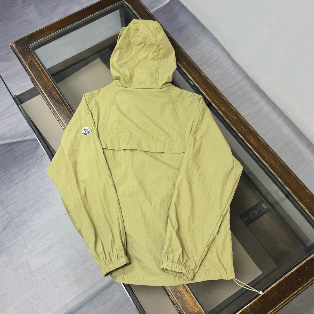 Куртки И Пуховики Мужские Moncler 17286063