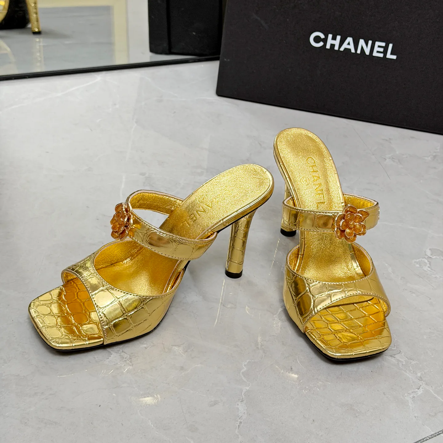 Босоножки Женские Chanel 17335030