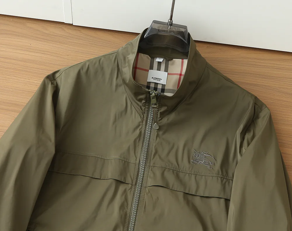 Куртки И Пуховики Мужские Burberry 9949739