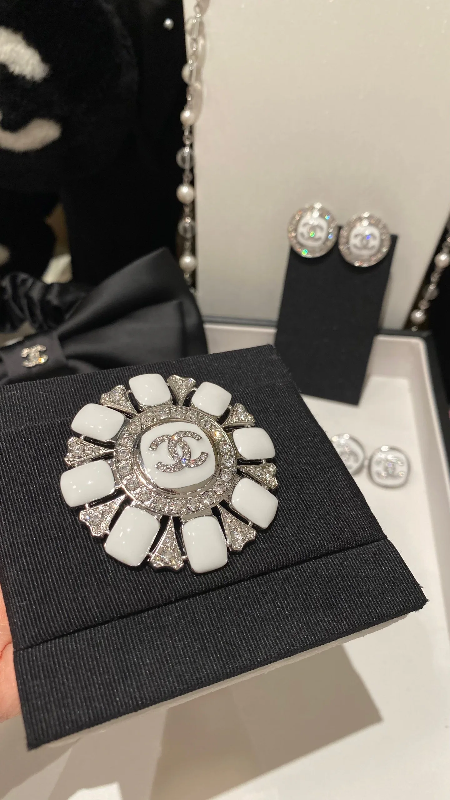 Бижутерия Chanel 6069980