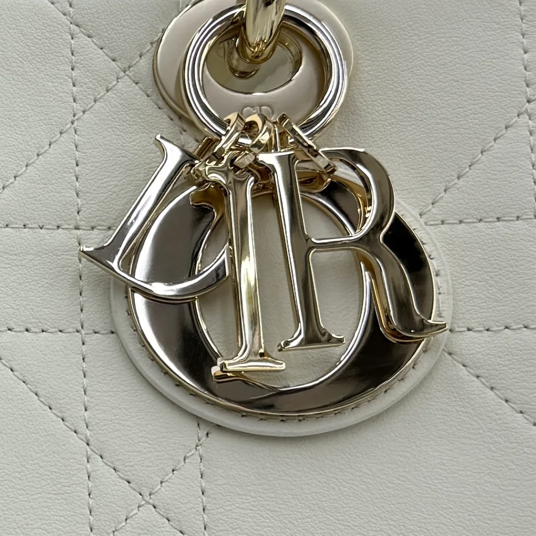 Классические Сумки Женские Christian Dior 18116303
