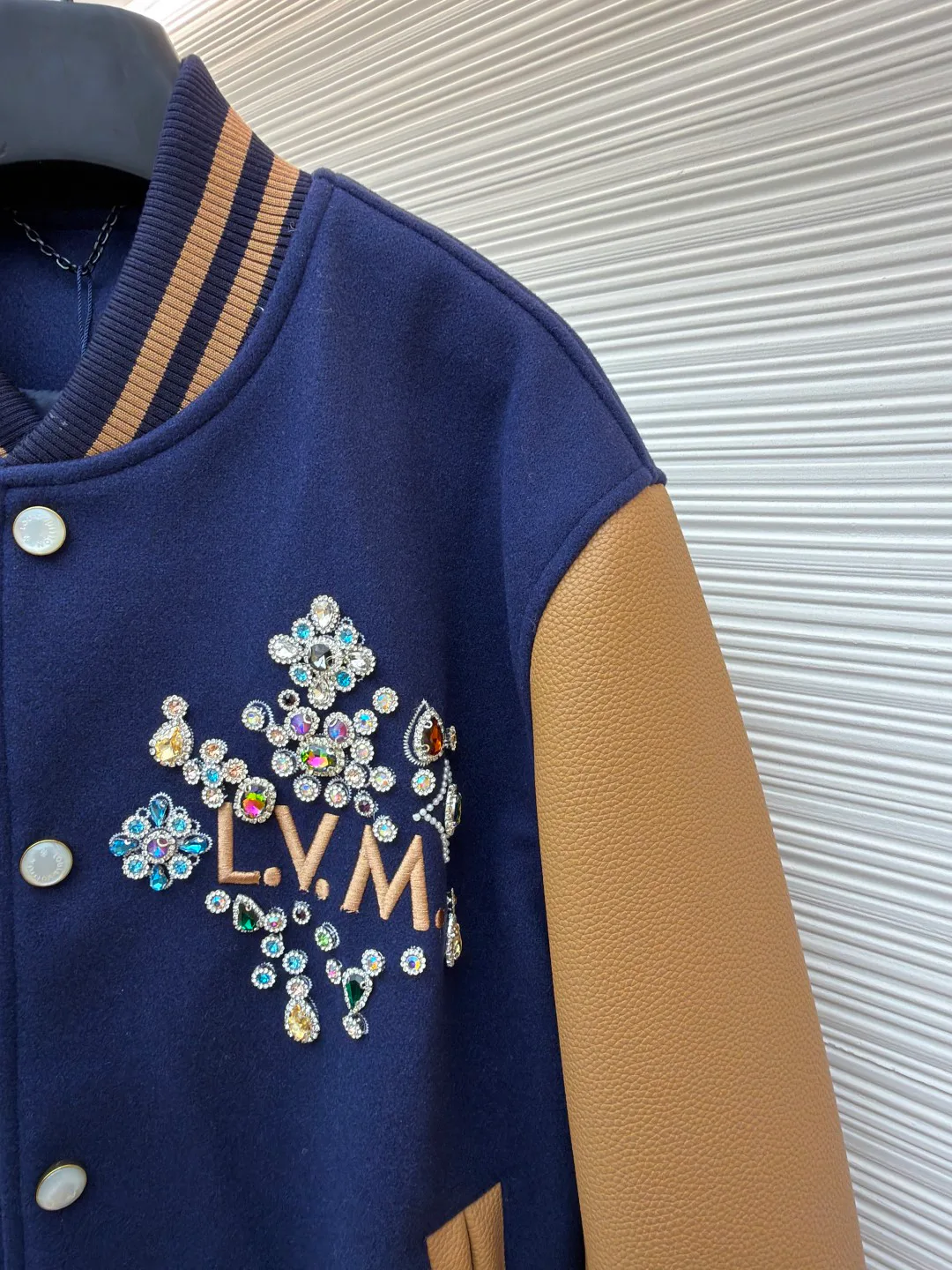 Куртки И Пуховики Мужские Louis Vuitton 11399333