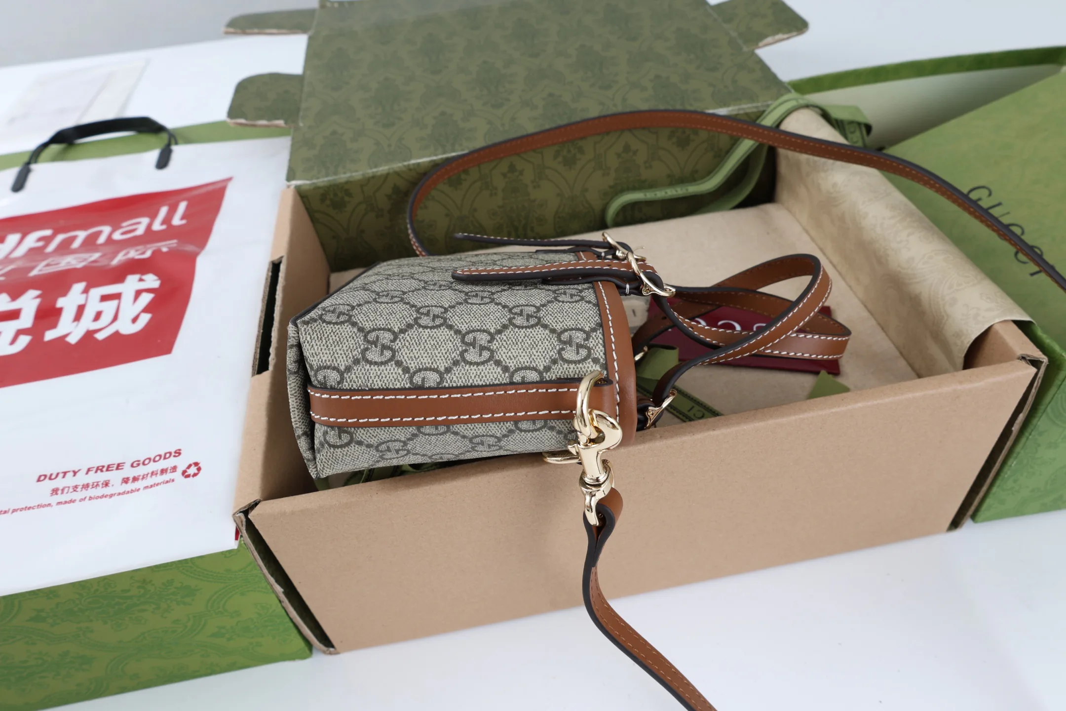 Классические Сумки Женские Gucci 10416699