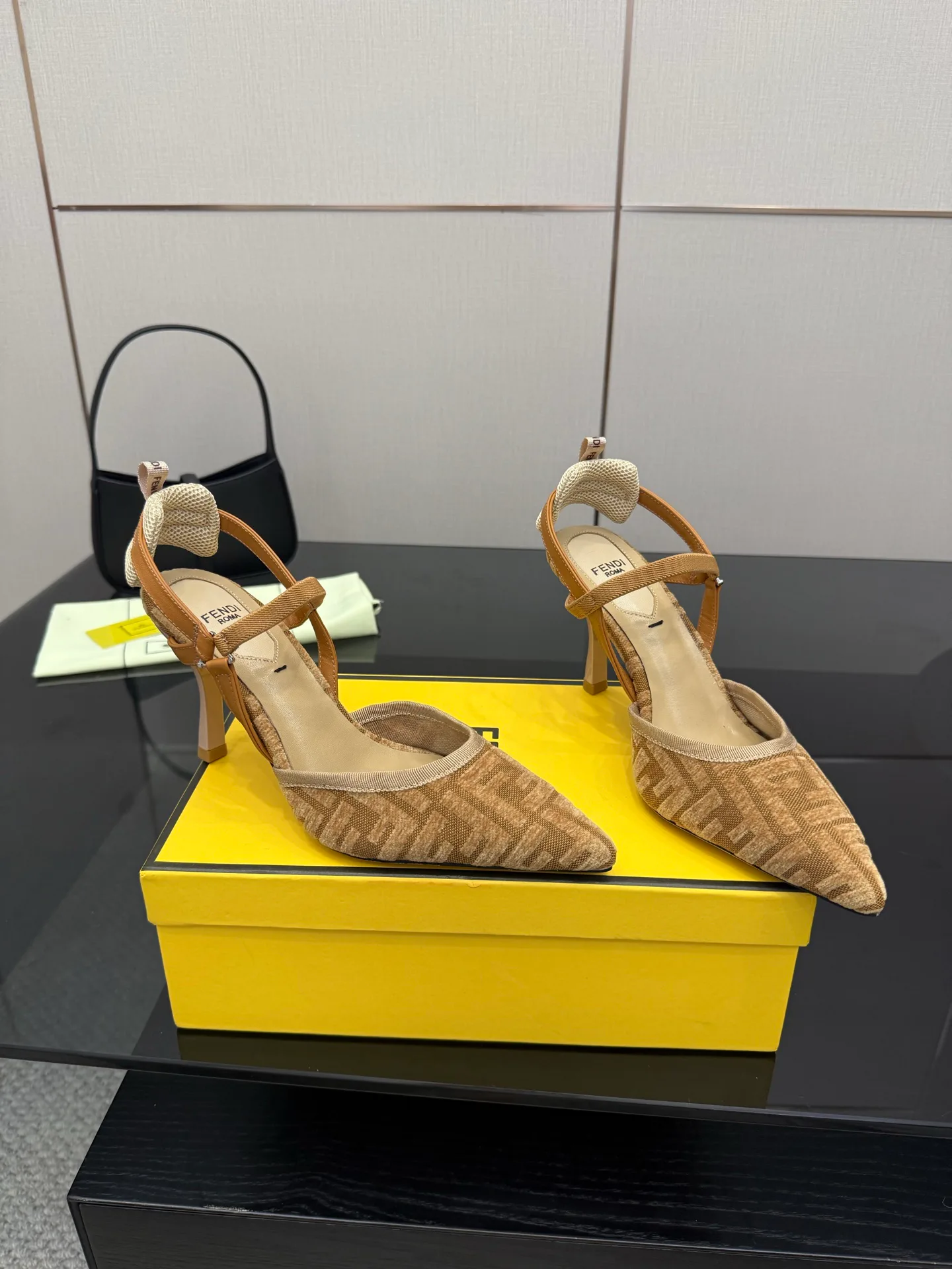 Туфли Женские Fendi 46998