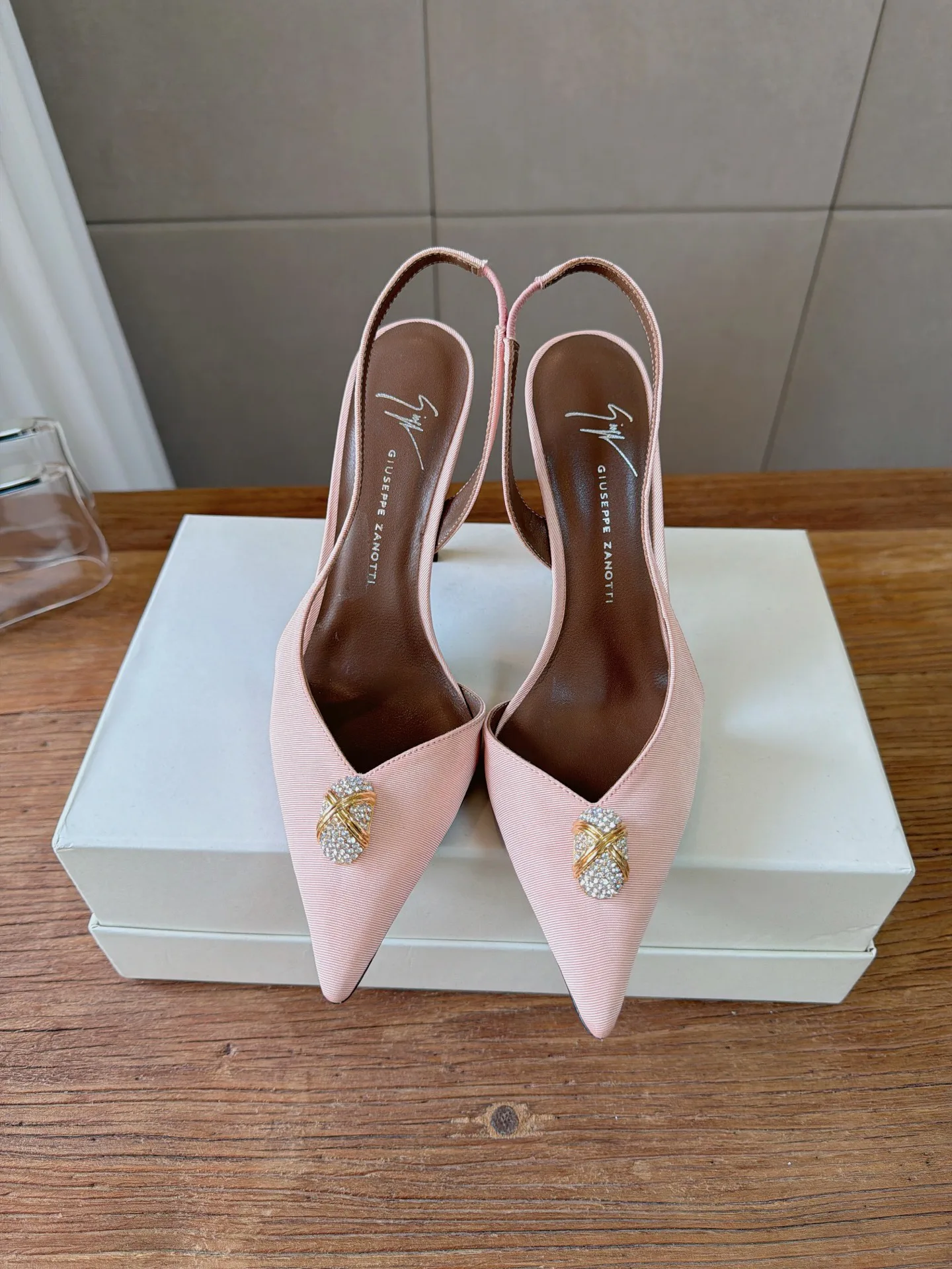 Туфли Женские Giuseppe Zanotti 19416010