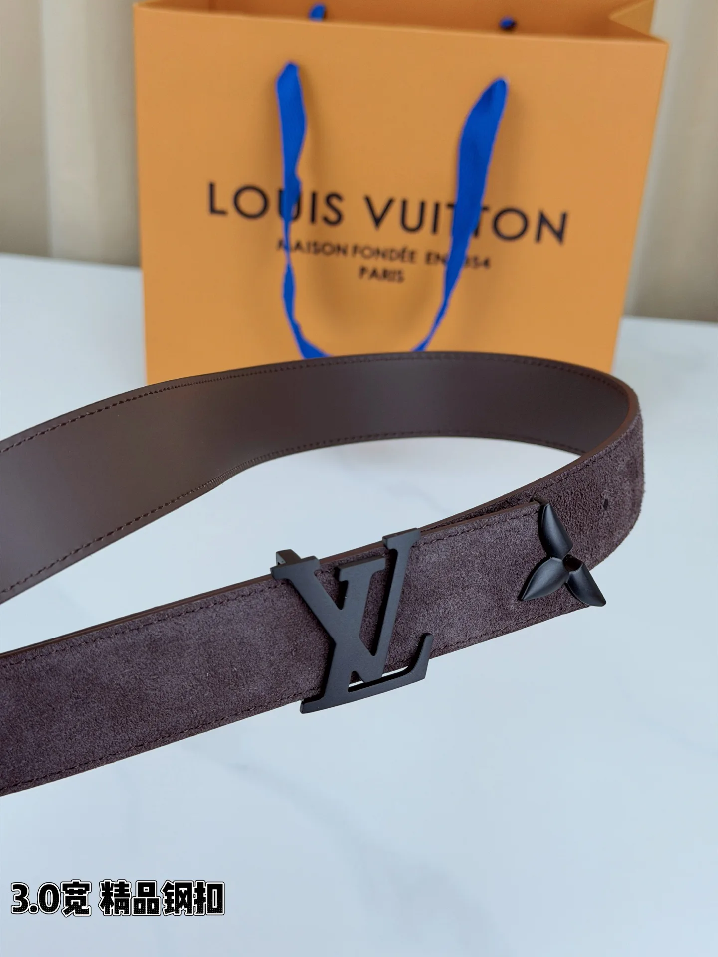 Ремни Louis Vuitton 1430190