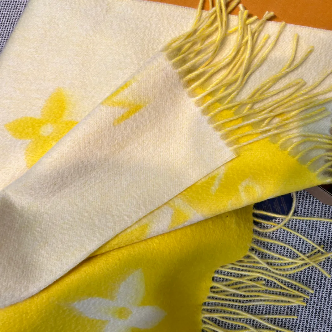 Шарфы Louis Vuitton 115109