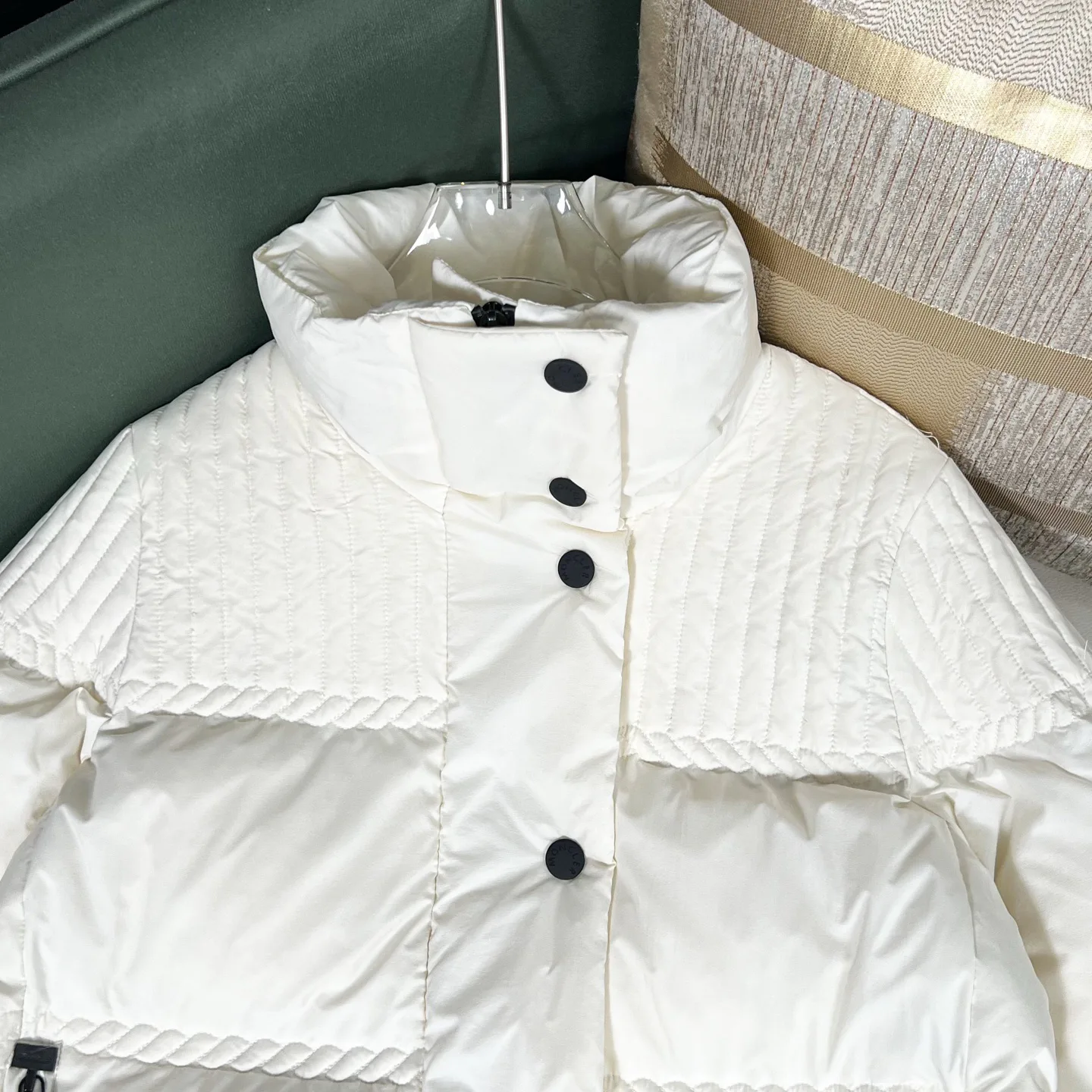 Куртки И Пуховики Женские Moncler 18728950