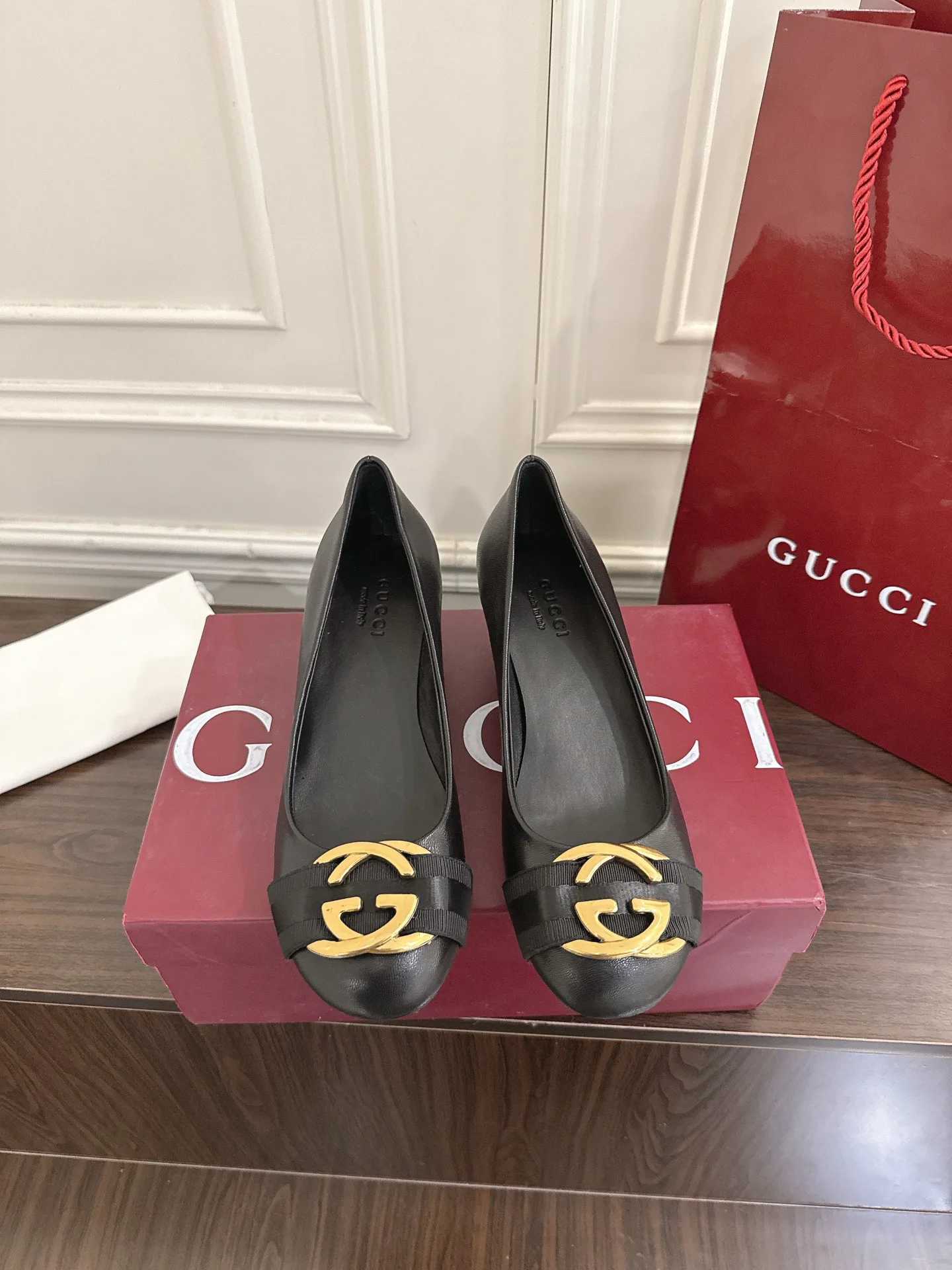 Туфли Женские Gucci 402439