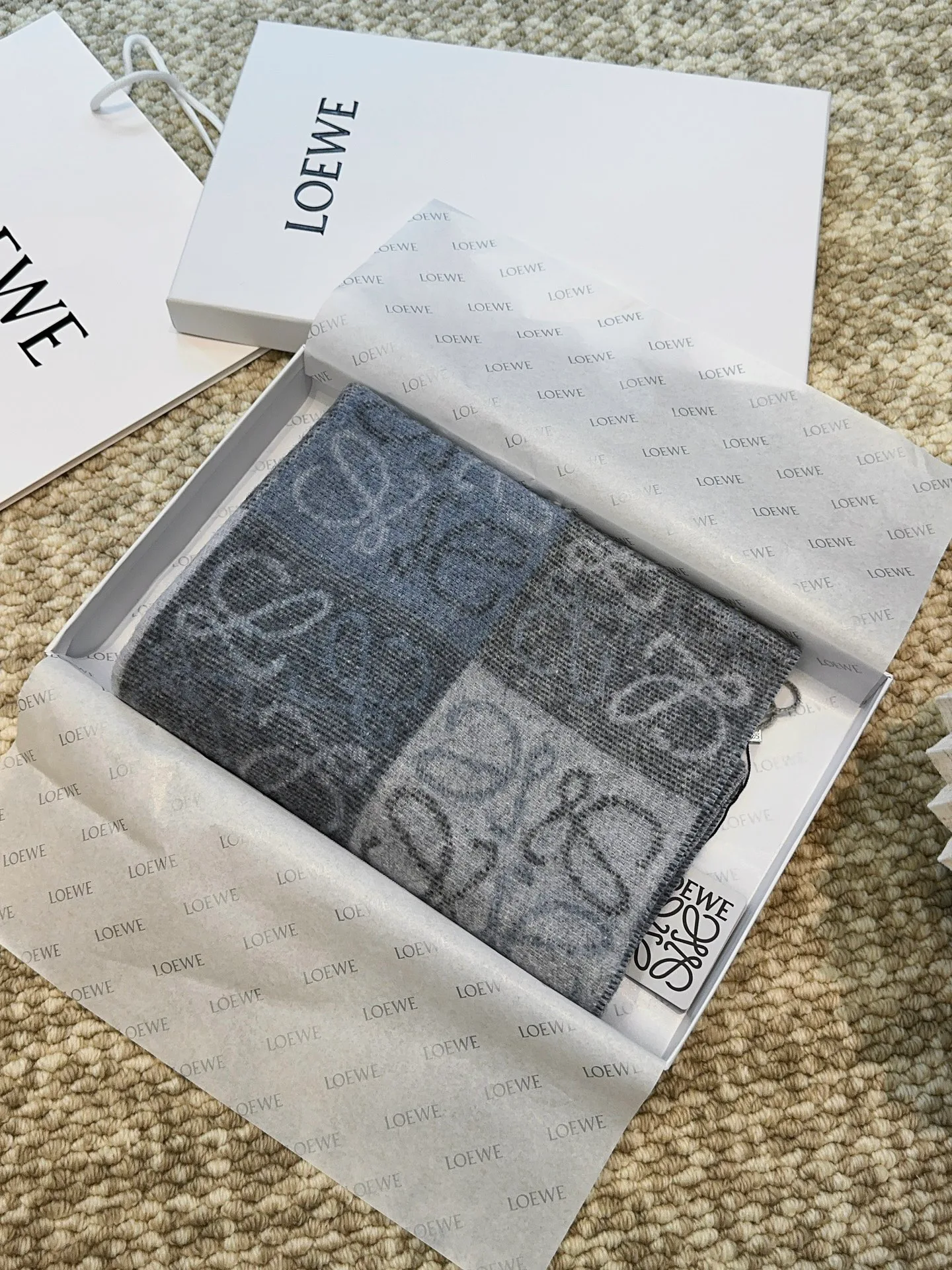 Шарфы Loewe 702873