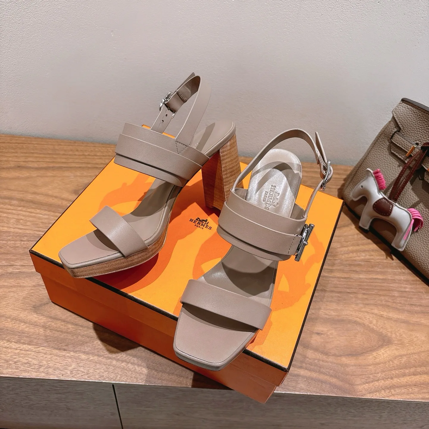 Босоножки Женские Hermes 11514531