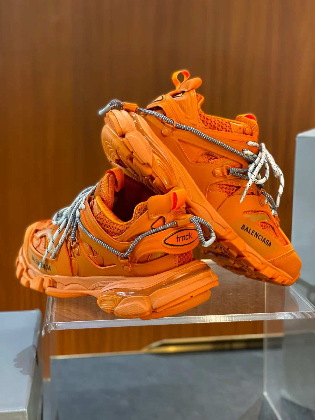 Кроссовки Женские Balenciaga 5062321