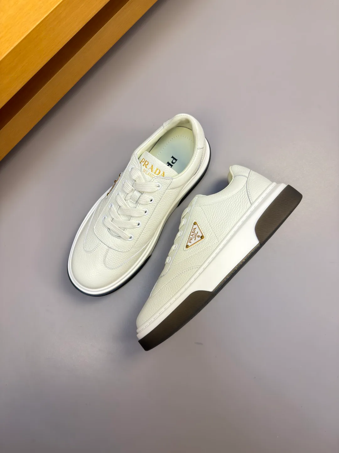 Кроссовки Мужские Prada 19811394