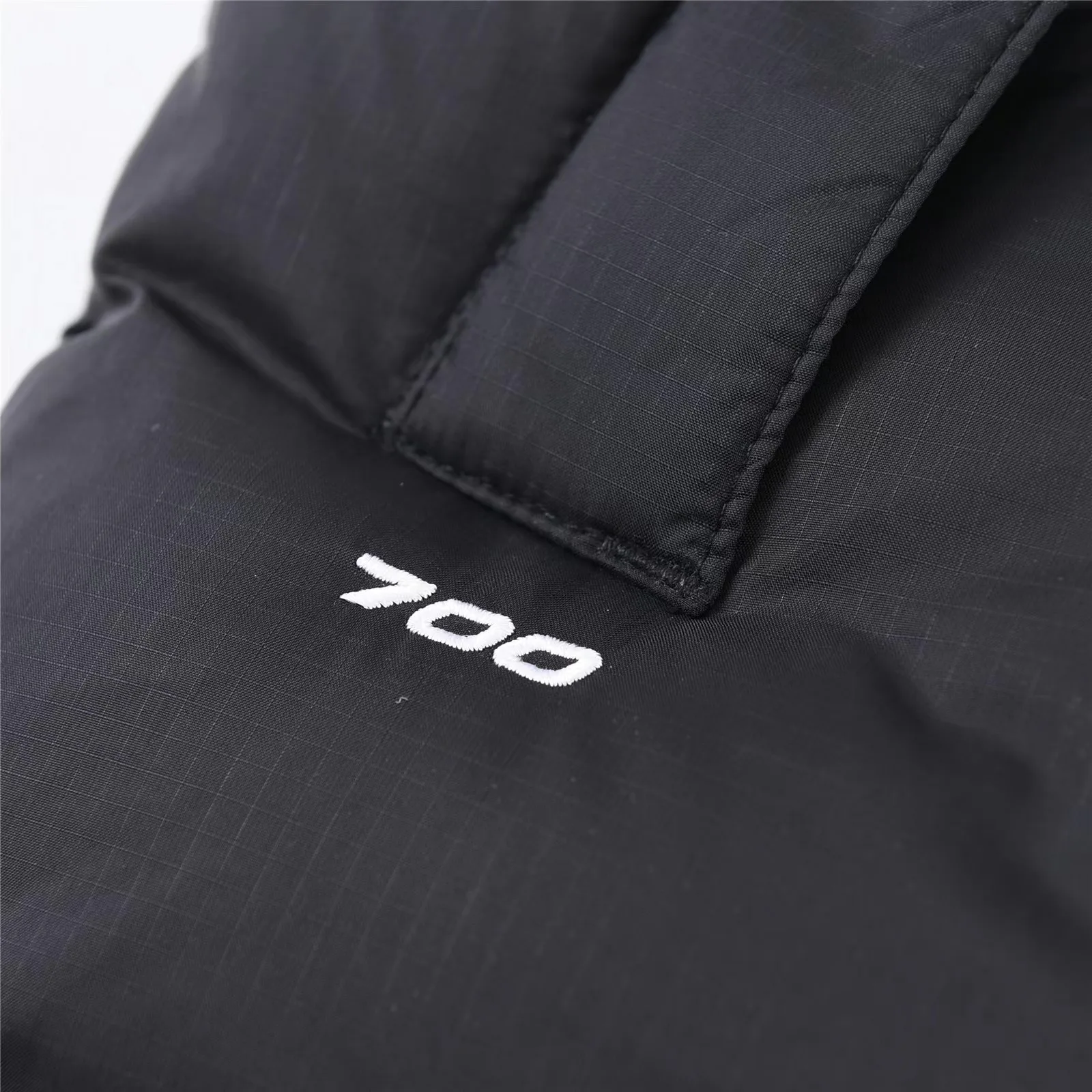 Жилеты Женские The North Face 19296959