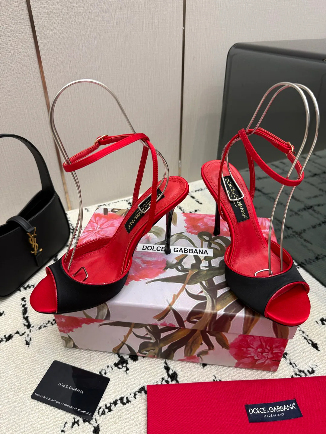 Босоножки Женские Dolce & Gabbana 18335958