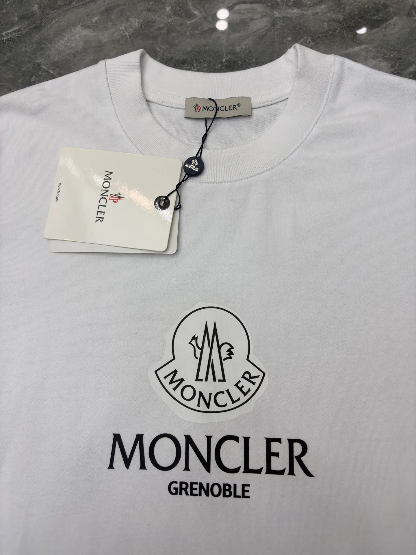Футболки Женские Moncler 11424383