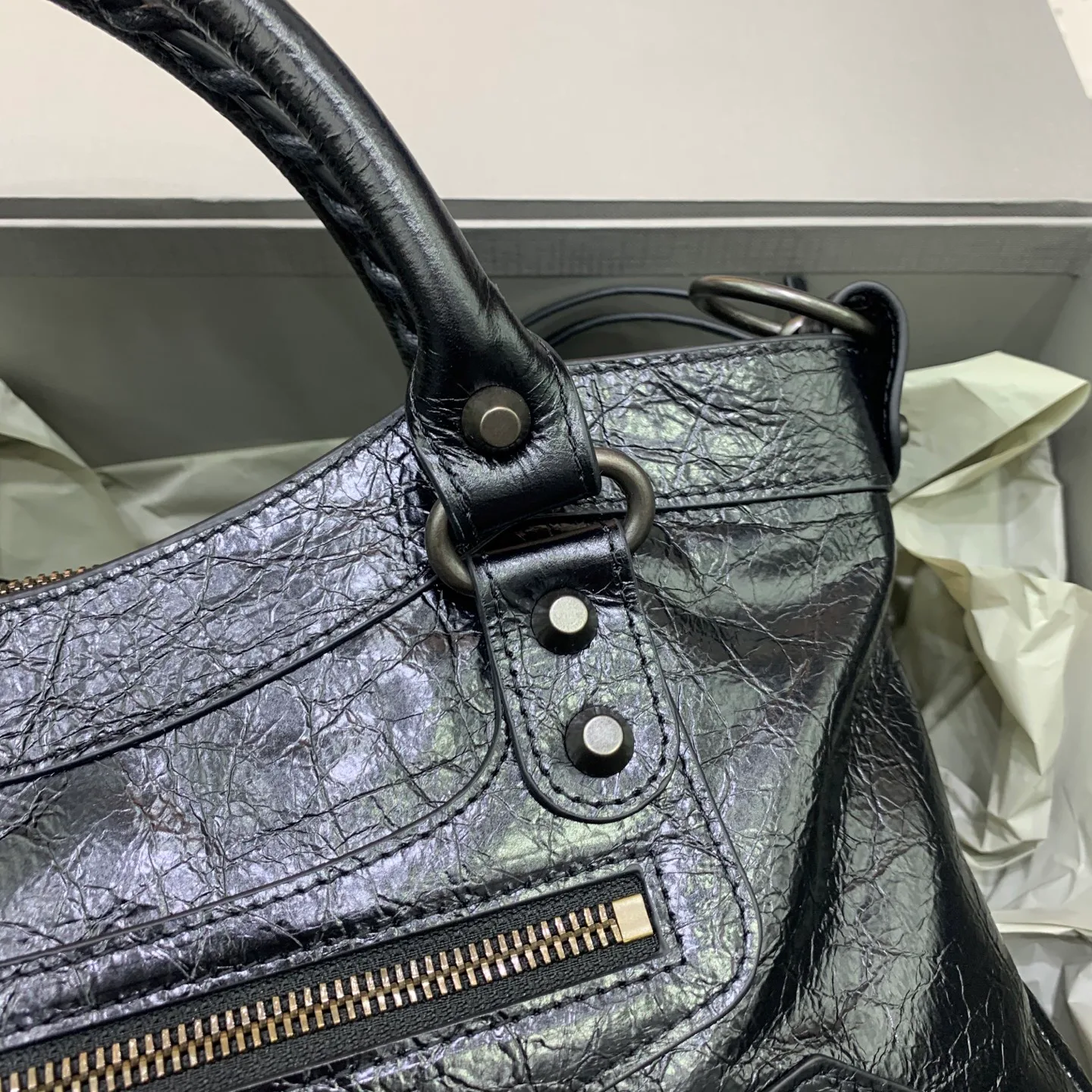 Классические Сумки Женские Balenciaga 13552715
