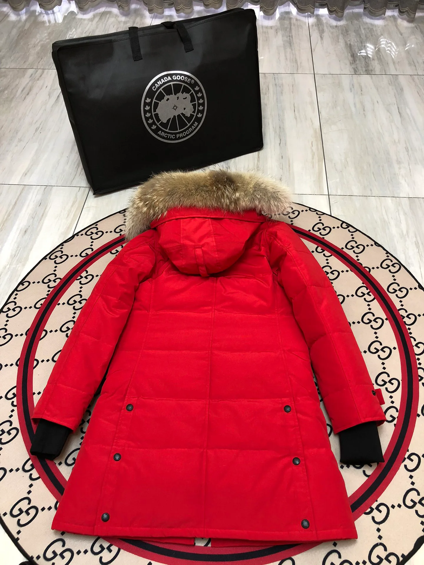 Куртки И Пуховики Женские Canada Goose 6556256