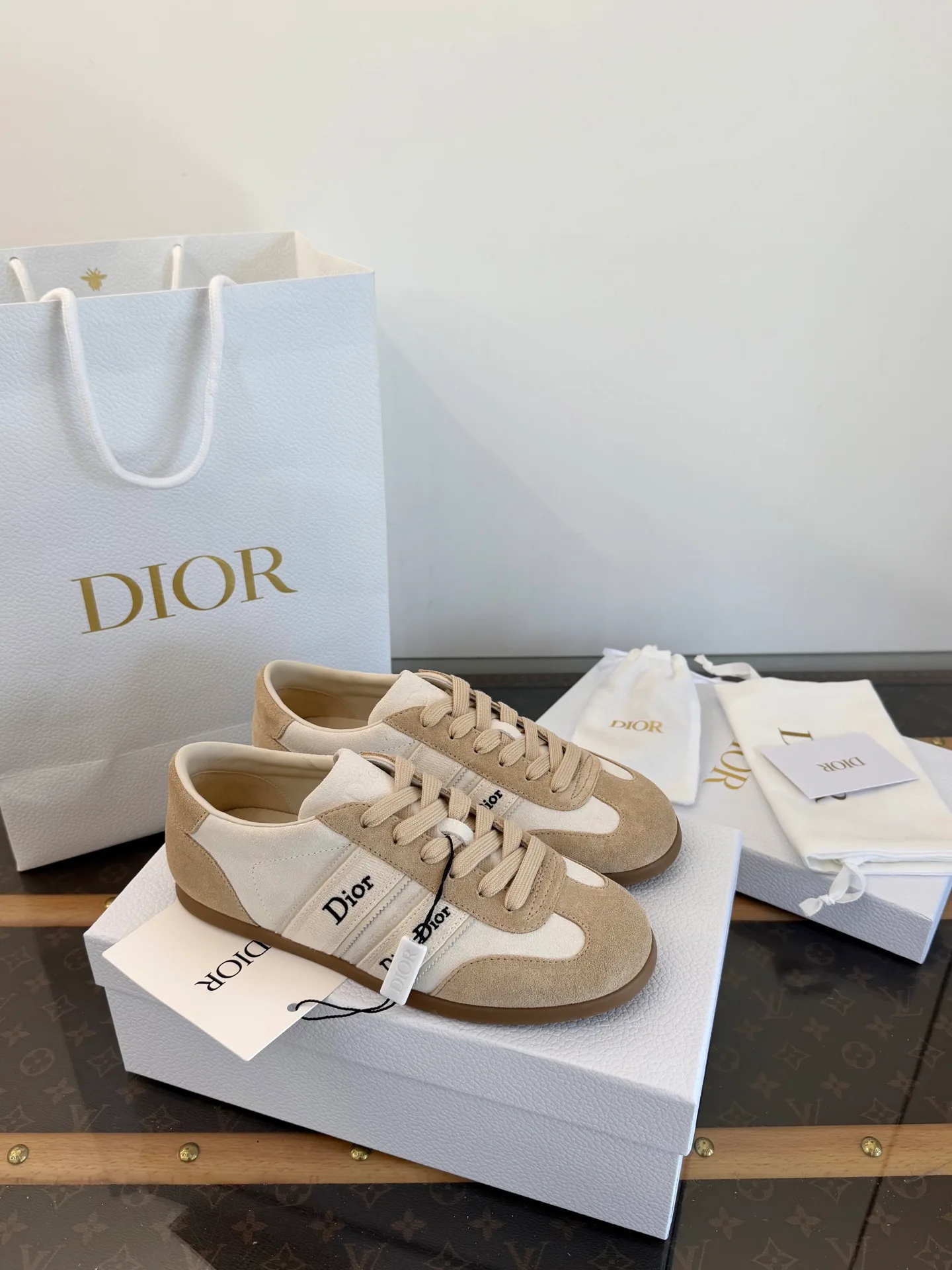 Кроссовки Женские Christian Dior 14180636