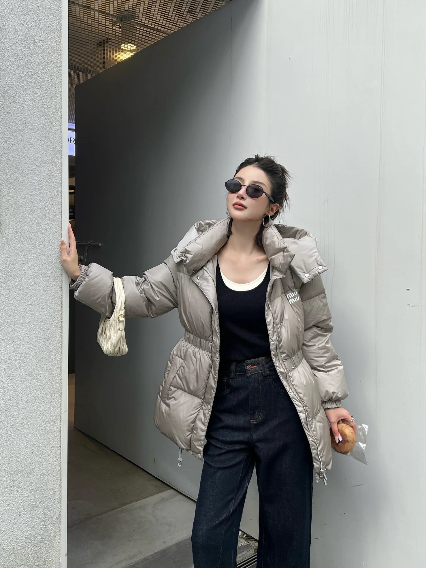 Куртки И Пуховики Женские Miu Miu 3728