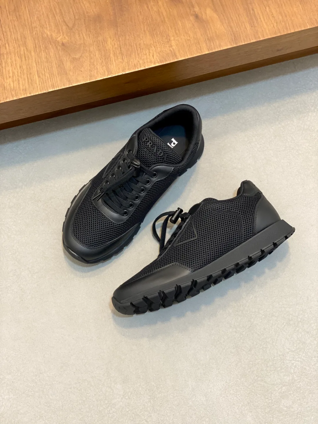 Кроссовки Мужские Prada 13436022