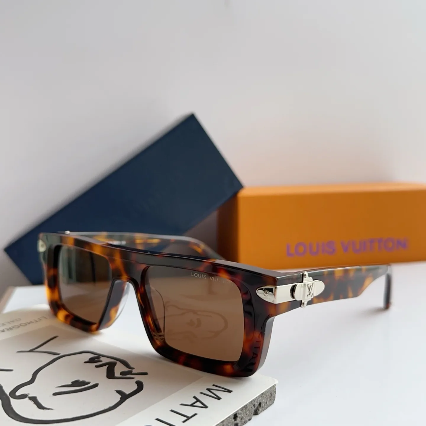 Очки Louis Vuitton 17366472