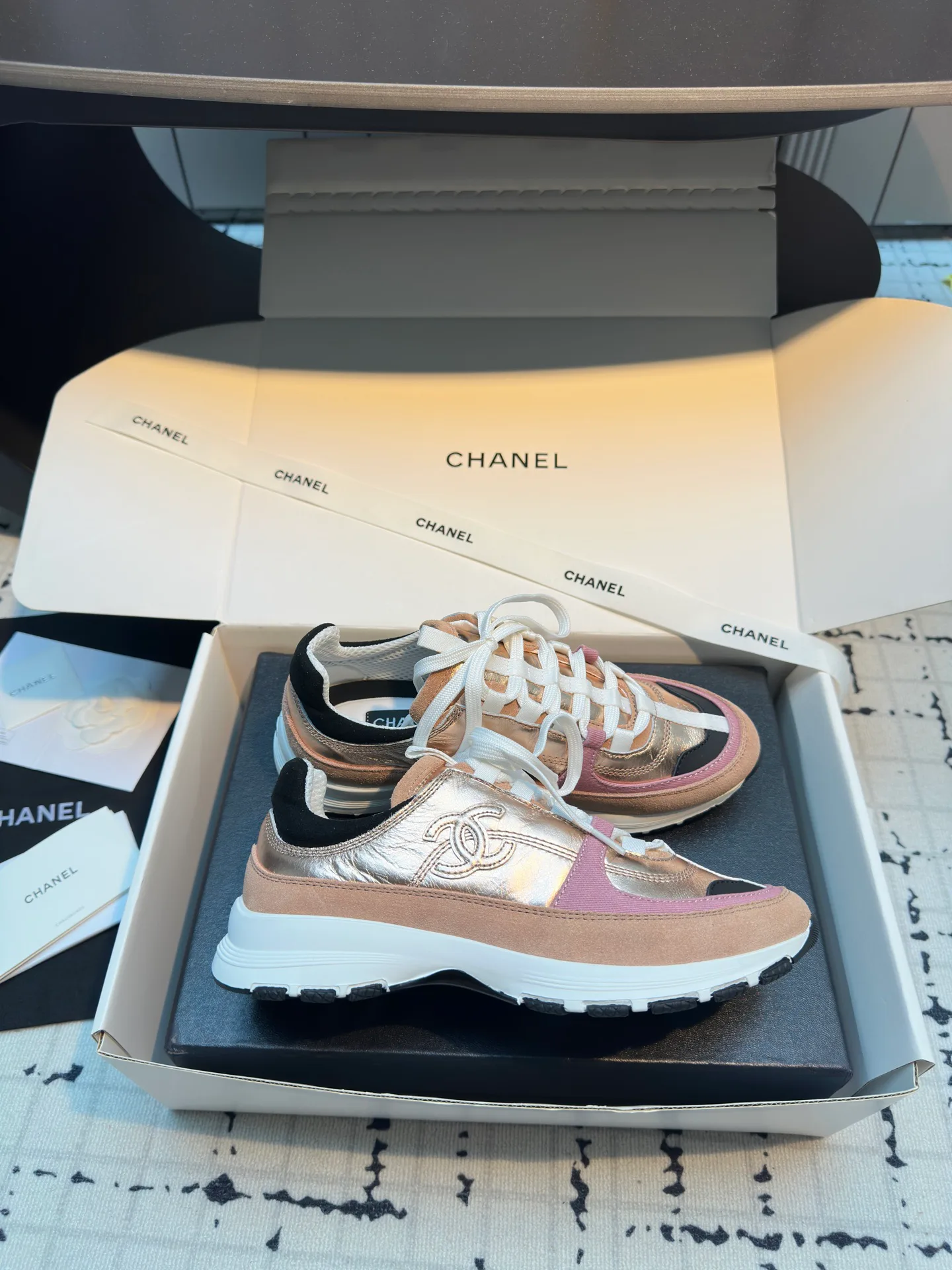 Кроссовки Женские Chanel 10468493